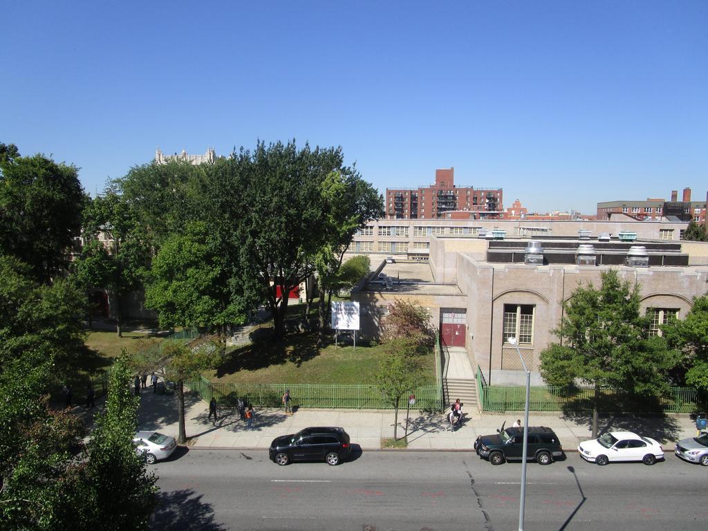 Flushing Ymca Vandrehjem New York Eksteriør billede