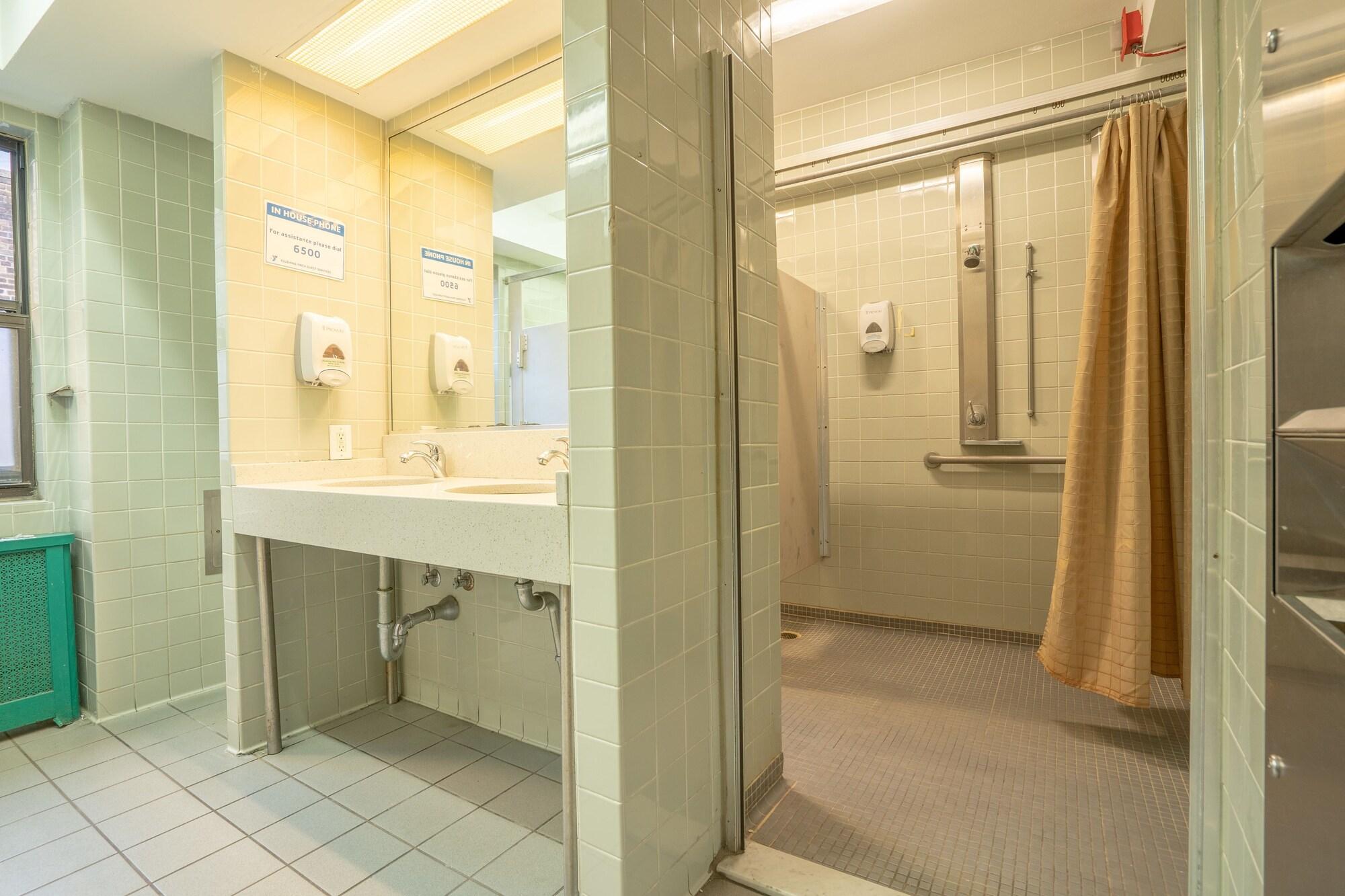 Flushing Ymca Vandrehjem New York Eksteriør billede